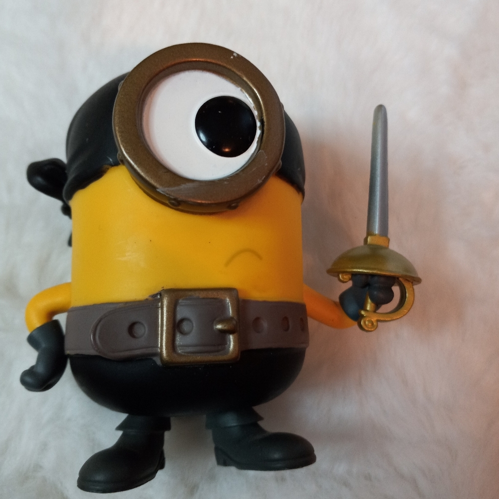 Despicable Me Minions Pirate Eye Matie Funko Pop